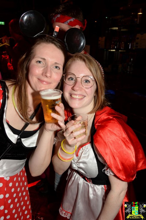 ../Images/Carnavals maandagavond in VdG 331.jpg